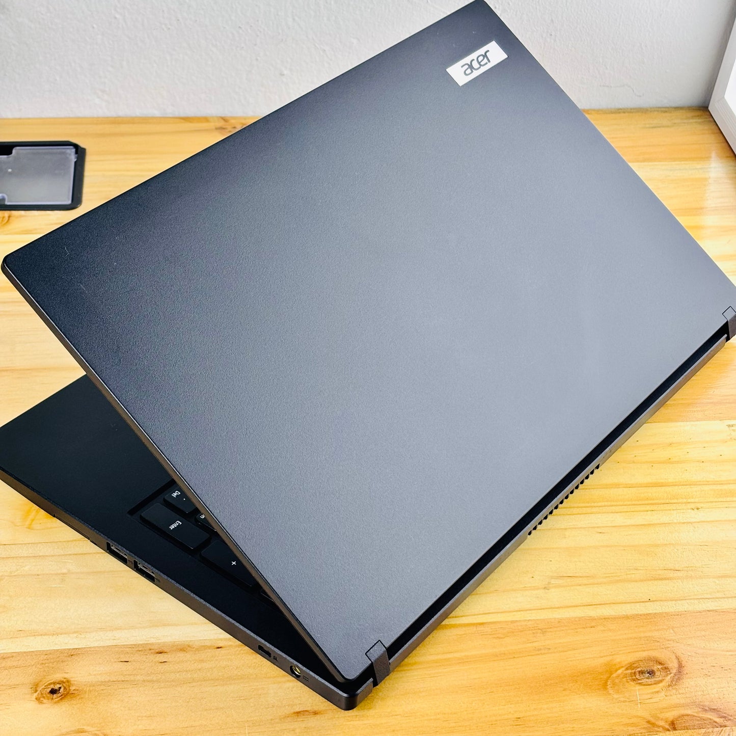 Acer TravelMate P2510