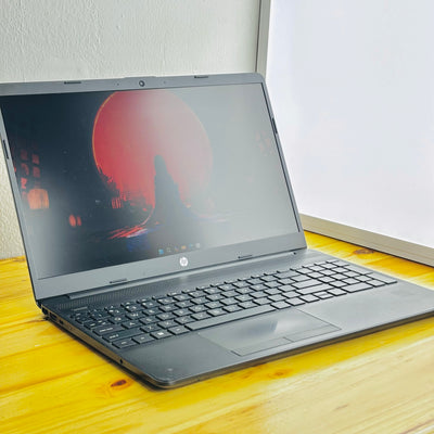 HP Laptop 15-dw3030ni Core i3-1125G4 8GB RAM 128GB SSD + 1TB Hard Drive 15.6" FHD Display Windows 11 Home