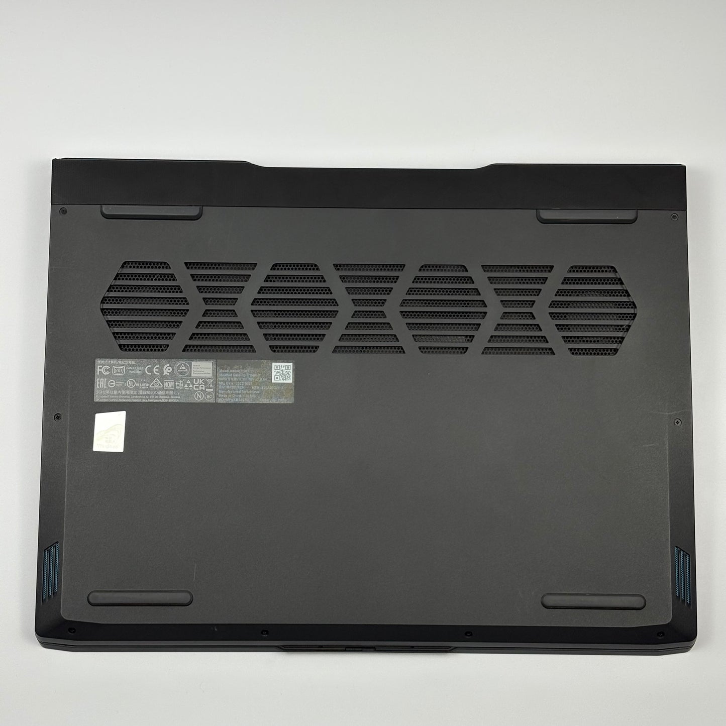 Lenovo IdeaPad Gaming 3 Intel Core i7-12650H 32GB RAM 1TB SSD 4GB RTX 3050 15.6" 165Hz Display