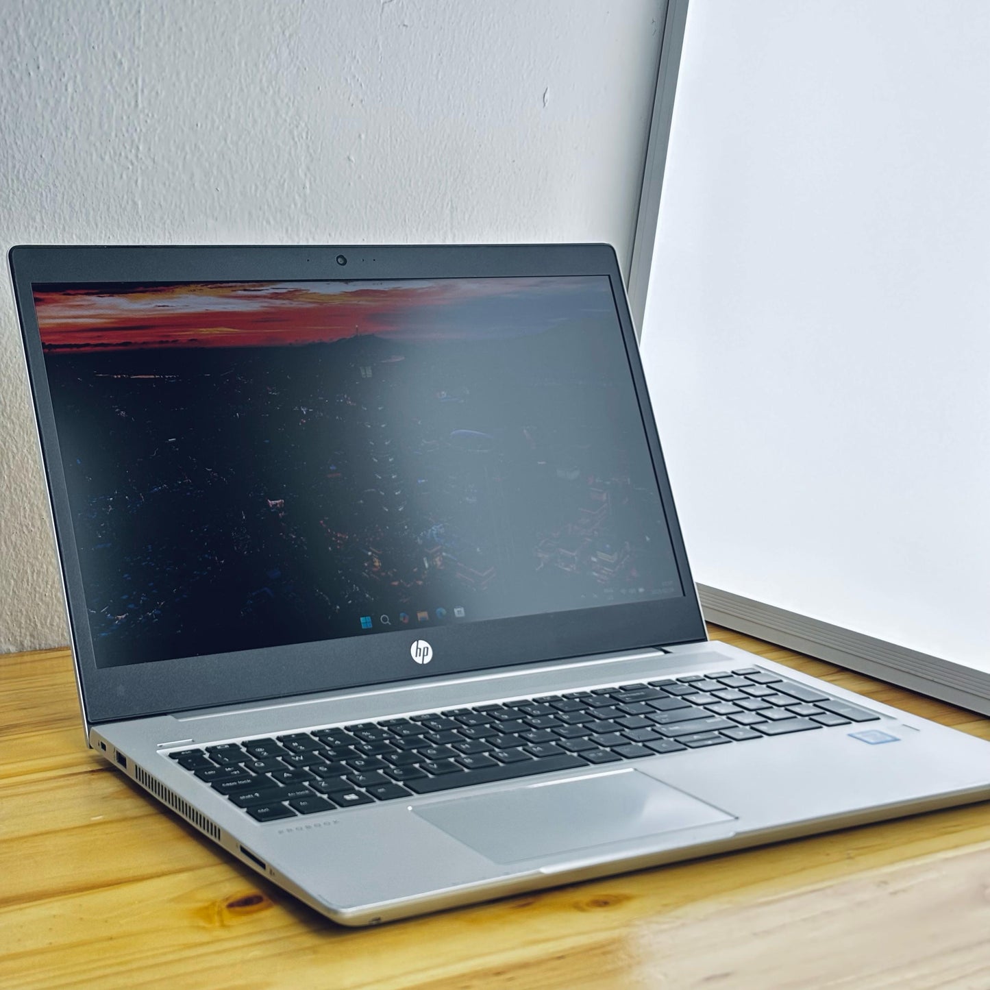 HP ProBook 450 G6 Notebook PC – Core i5-8265U 15.6″ FHD