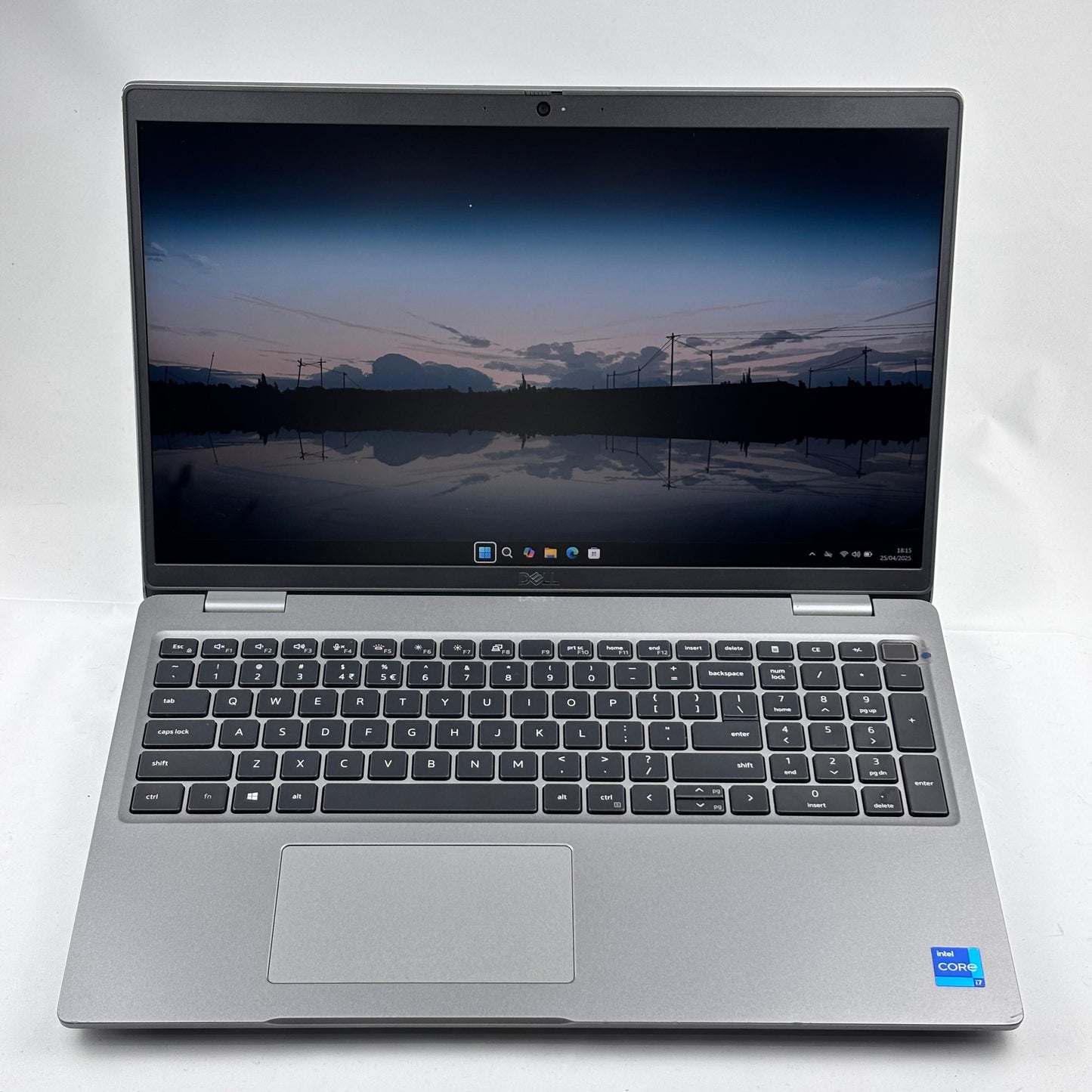Dell Latitude 5520 | Intel Core i7-1165G7 15.6" FHD 16GB RAM 512GB SSD Windows 11 Pro Laptop