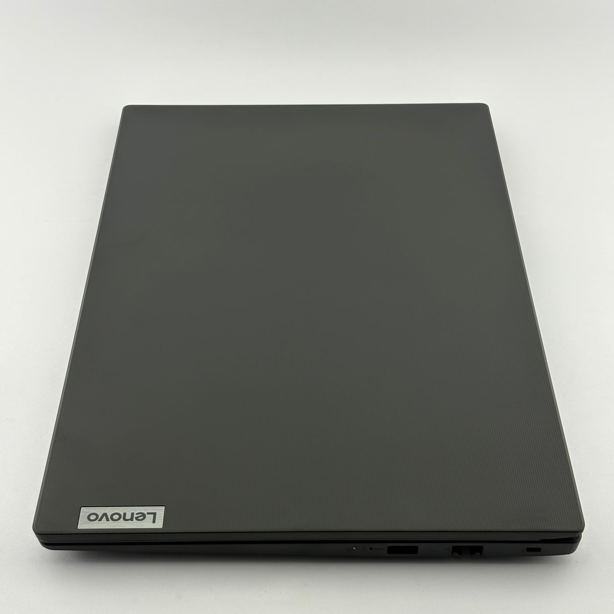 Open Box Lenovo V15 G4 AMN 15,6" FHD Ryzen 5 7520U 8GB RAM 512GB SSD Win 11 Home