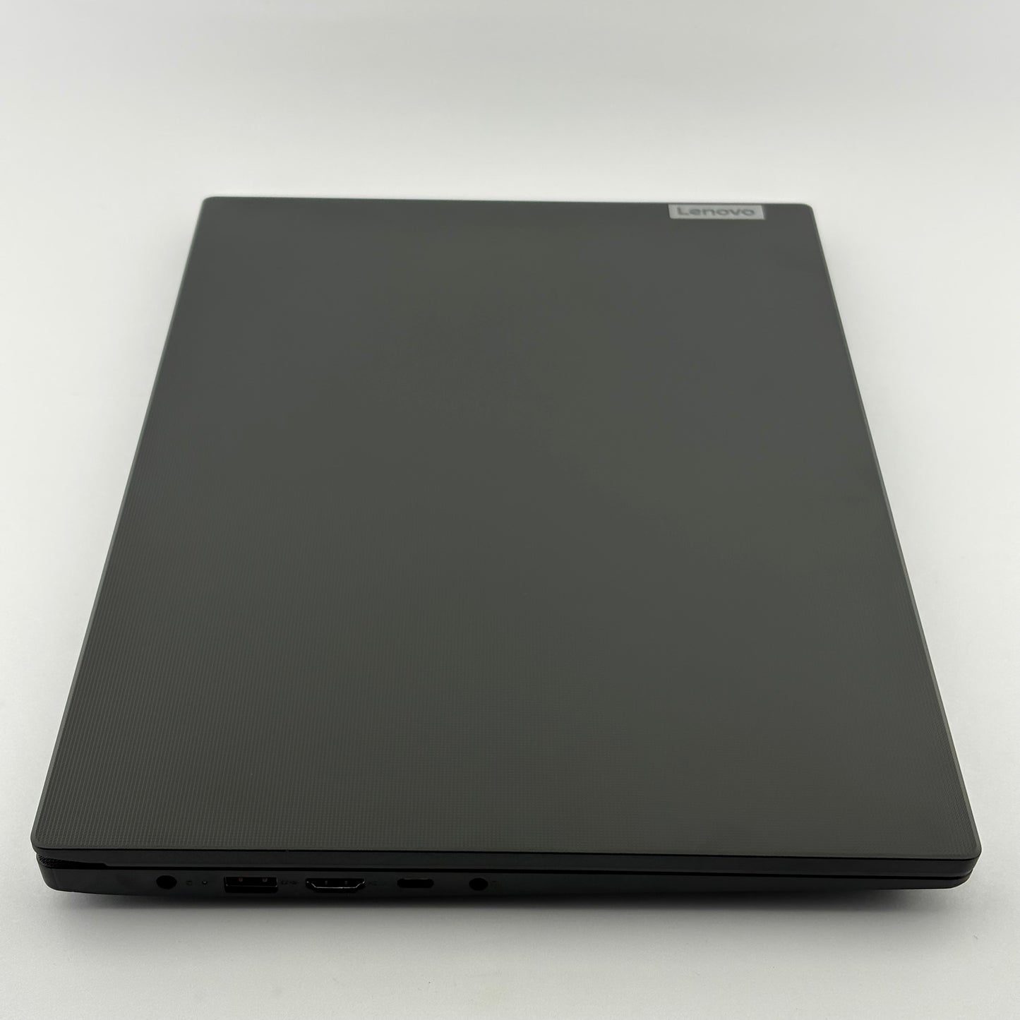 Open Box Lenovo V15 G4 AMN 15,6" FHD Ryzen 5 7520U 8GB RAM 512GB SSD Win 11 Home